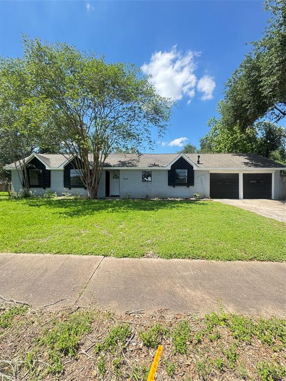 property at 5634 Cerritos Dr