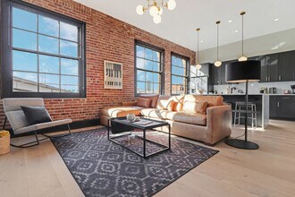 1148 S Peters St, Unit SI ID1499075P in New Orleans, LA - Building Photo - Building Photo