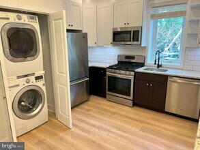 2201 S Norwood St in Philadelphia, PA - Building Photo - Building Photo