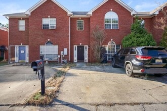 428 Cambrian Ridge Trail in Pelham, AL - Building Photo - Building Photo