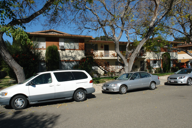 253 3rd St in Solvang, CA - Building Photo - Building Photo