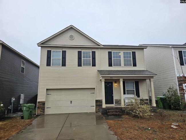 property at 940 Yarrow Ln
