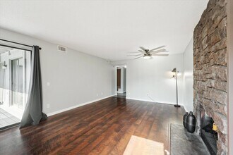 6490 S Dayton St, Unit L07 in Englewood, CO - Building Photo - Building Photo