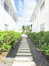 740 81st St-Unit -2 in Miami Beach, FL - Building Photo - Building Photo