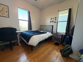 8 Eldora St, Unit 3 in Boston, MA - Foto de edificio - Building Photo