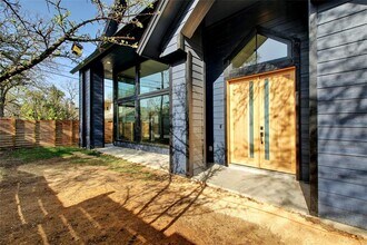 4412 Caswell Ave in Austin, TX - Building Photo - Building Photo