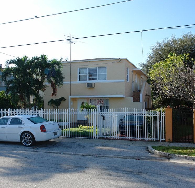 514 NE 67th St in Miami, FL - Building Photo