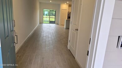 6821 Gable Grv Ave in Jacksonville, FL - Building Photo - Building Photo