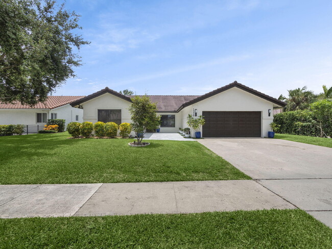 1598 SW 19th St in Boca Raton, FL - Building Photo - Building Photo