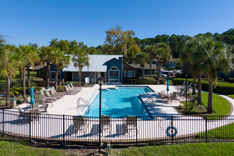 Evergreen Club in Jacksonville, FL - Building Photo - Building Photo