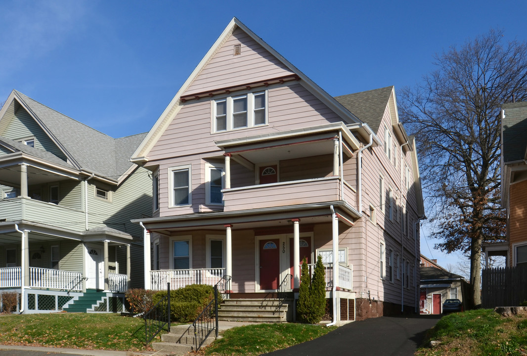 178 188 South Whitney Street in Hartford, CT - Building Photo