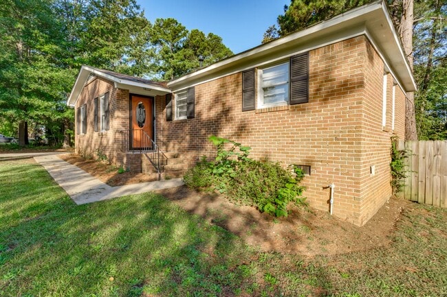property at 441 Stirlington Rd