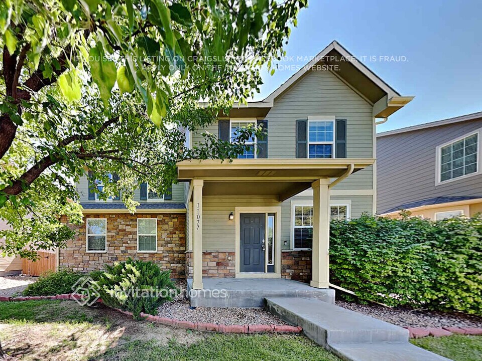 11077 Oswego St in Commerce City, CO - Building Photo