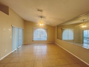 3038 Bloomsbury Dr in Kissimmee, FL - Building Photo - Building Photo