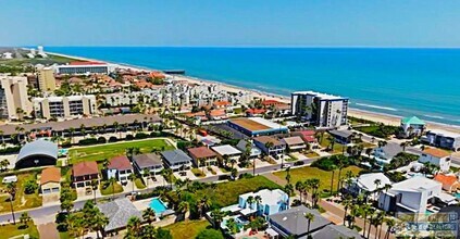120 E Sunset Dr in South Padre Island, TX - Building Photo - Building Photo