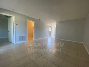 3206 Louisiana Ave in Fort Pierce, FL - Building Photo - Building Photo