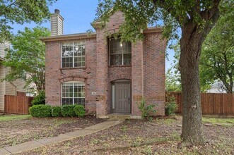183 Hunter Dr in Cedar Hill, TX - Building Photo - Building Photo