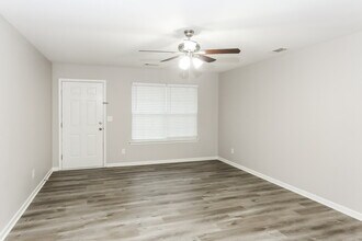 3031 Crabapple Ln in Dallas, NC - Building Photo - Building Photo