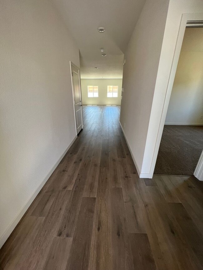 1817 Hickory Ln in Fernley, NV - Building Photo - Building Photo