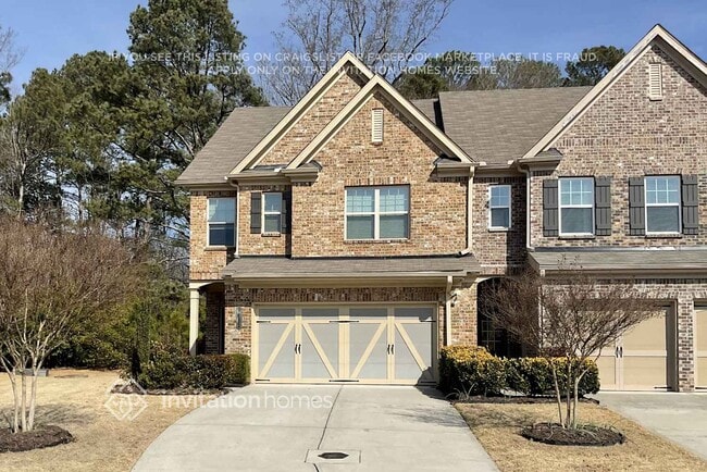 property at 7185 Heritage Oak Ct