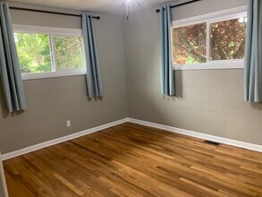 776 Dearborn Ave NE in Keizer, OR - Building Photo - Building Photo