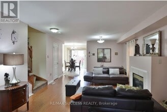 5854 Delle Donne Dr in Mississauga, ON - Building Photo - Building Photo