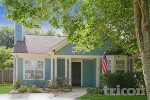 1207 Larkspur Dr in Mooresville, NC - Building Photo