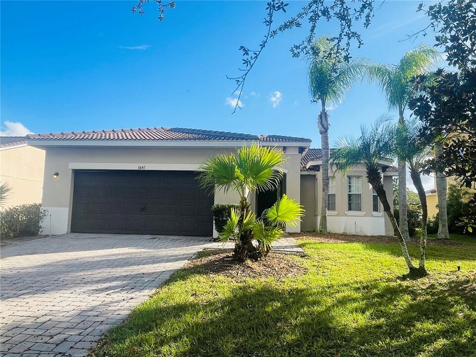 3847 Golden Knot Dr in Kissimmee, FL - Building Photo