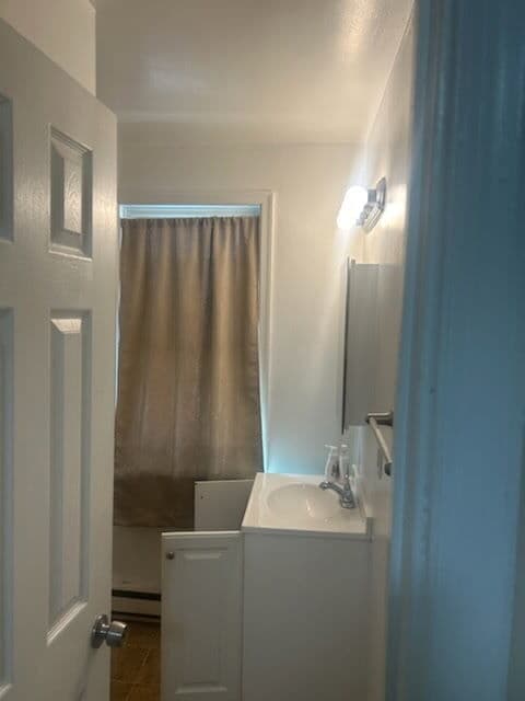 2834 Tidewater Dr, Unit 1 in Norfolk, VA - Building Photo - Building Photo
