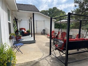 574 King St in Suwanee, GA - Building Photo - Building Photo