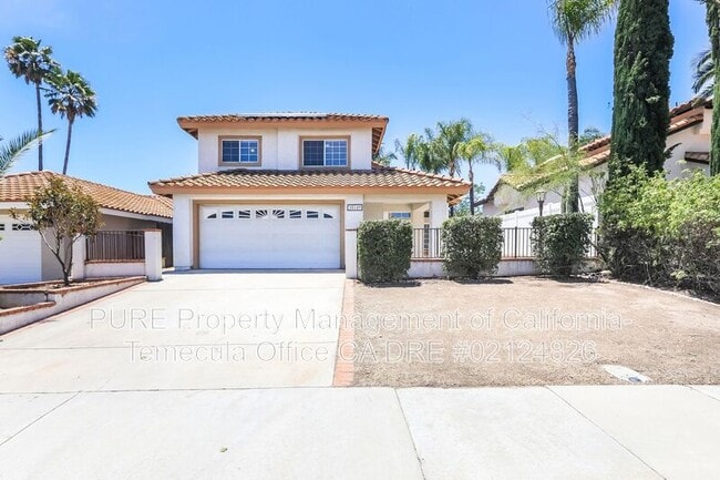 property at 25149 Vía Las Lomas