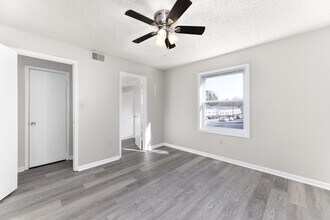 121 Mark Twain Cir in Athens, GA - Building Photo - Building Photo