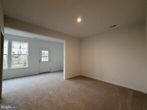 453 Husky Trl in Martinsburg, WV - Building Photo - Building Photo