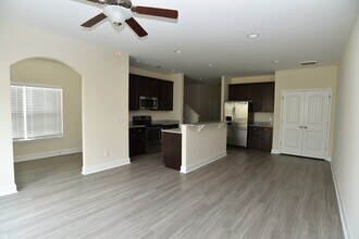 130 Kepler Lp in Richmond Hill, GA - Building Photo - Building Photo