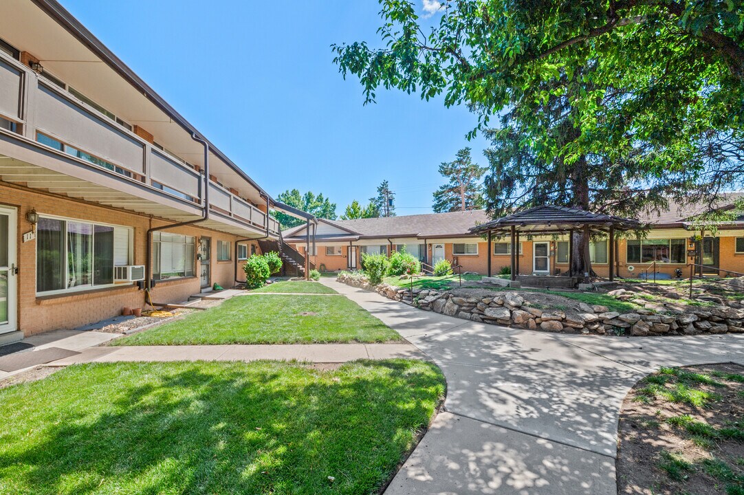 12820 Willow Ln, Unit #9 in Golden, CO - Building Photo