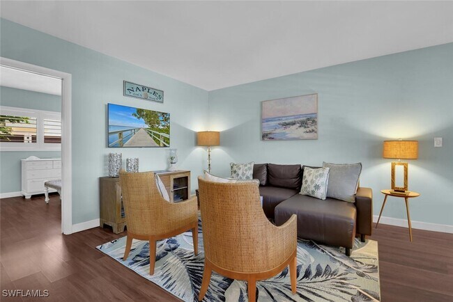 546 4th Ave S in Naples, FL - Building Photo - Building Photo