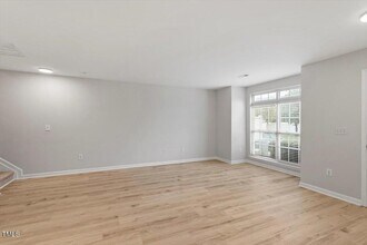 8600 Neuse Landing Ln, Unit 106 in Raleigh, NC - Building Photo - Building Photo