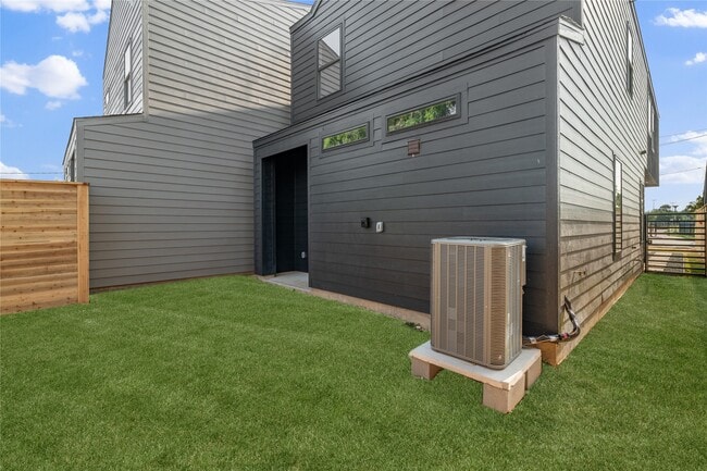 property at 4110 Cortlandt St