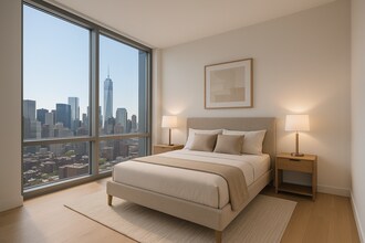 349 Grand St, Unit 3A in New York, NY - Building Photo - Building Photo