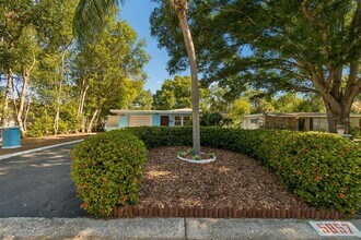 5857 4th Ave N in St. Petersburg, FL - Building Photo - Building Photo