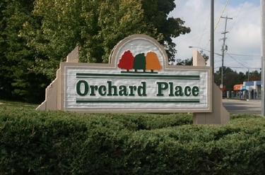 Orchard Place in Grand Rapids, MI - Foto de edificio