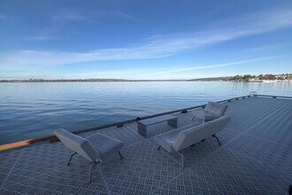 733 Lake St S in Kirkland, WA - Building Photo - Building Photo