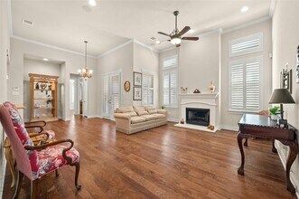 103 Rivalto Cir in Lakeway, TX - Building Photo - Building Photo