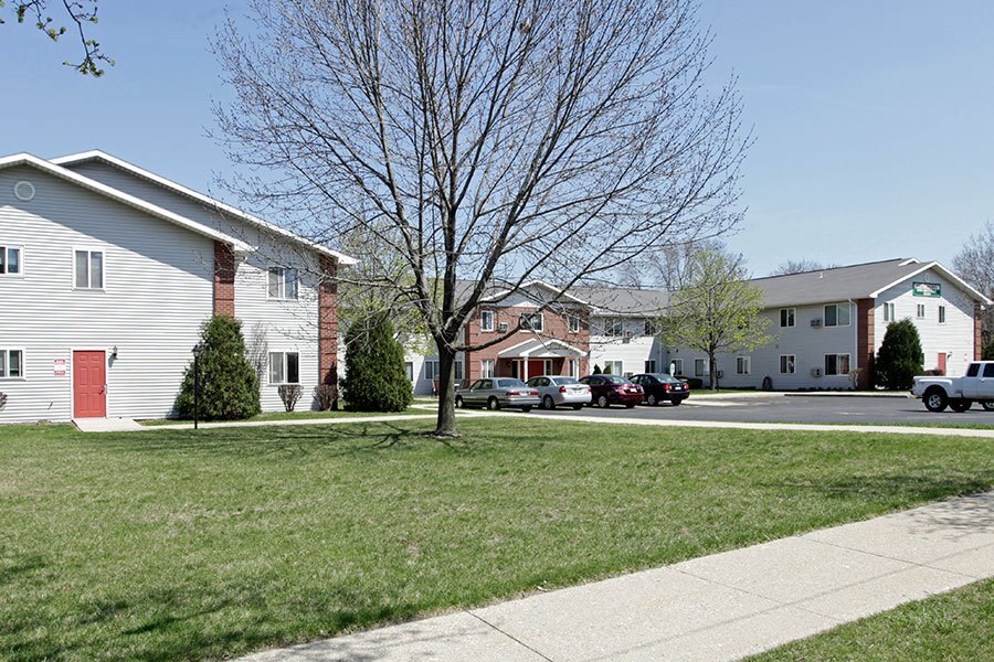 FairCrest Senior Apartments in St. Francis, WI - Building Photo