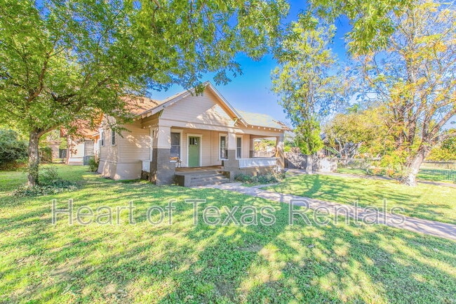 609 Herring Ave in Waco, TX - Building Photo - Building Photo