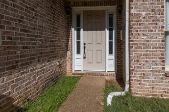 4986 Wilburn Ave in Memphis, TN - Building Photo - Building Photo