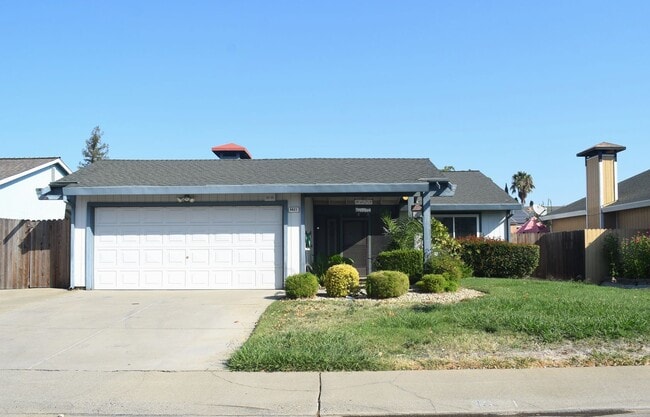 property at 8621 Tiogawoods Dr