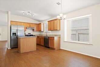 1116 Miss Kimberly's Ln in Pflugerville, TX - Building Photo - Building Photo