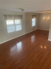 227 Sandra Dr NW in Lilburn, GA - Building Photo - Building Photo