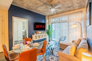 810 N 4th St in Phoenix, AZ - Building Photo